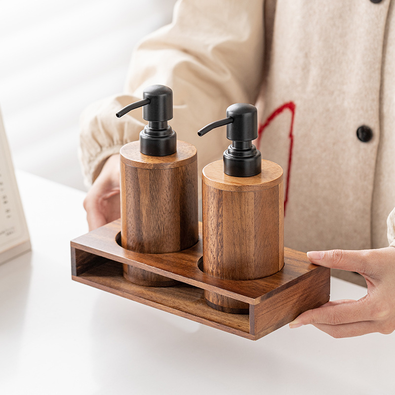 Luxury Skincare Bottles - Walnoothout perstype portioneren lege flessen. Lege